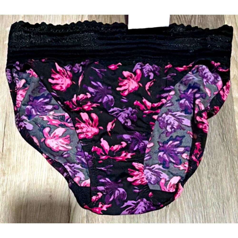 Women’s Warner's Black Pink Purple Floral Brief Panty Lace Waist Size S NWT A2